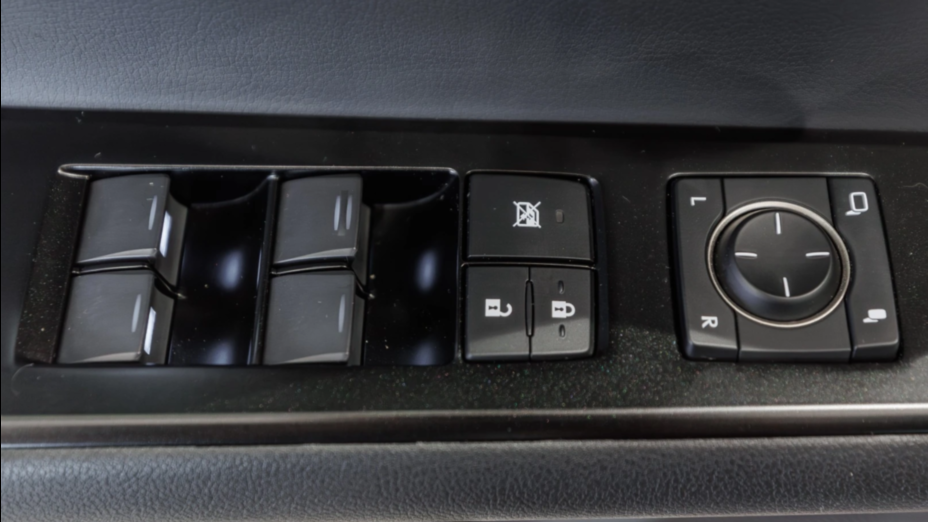 LEXUS UX UX 250h GPF F Sport Design+ 2WD