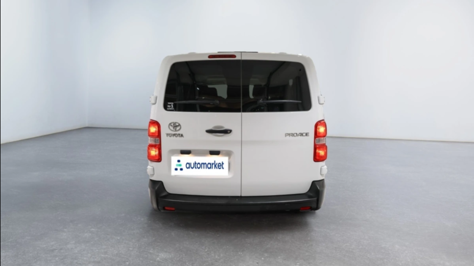 TOYOTA Proace Proace Kombi 2.0 D-4D Long 2,8t