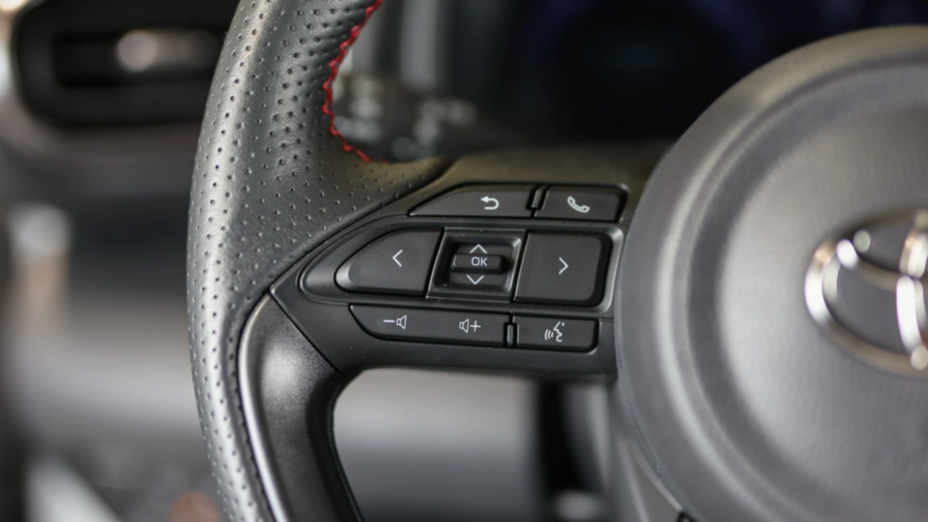 TOYOTA Yaris Cross Yaris Cross Hybrid 1.5 GR Sport
