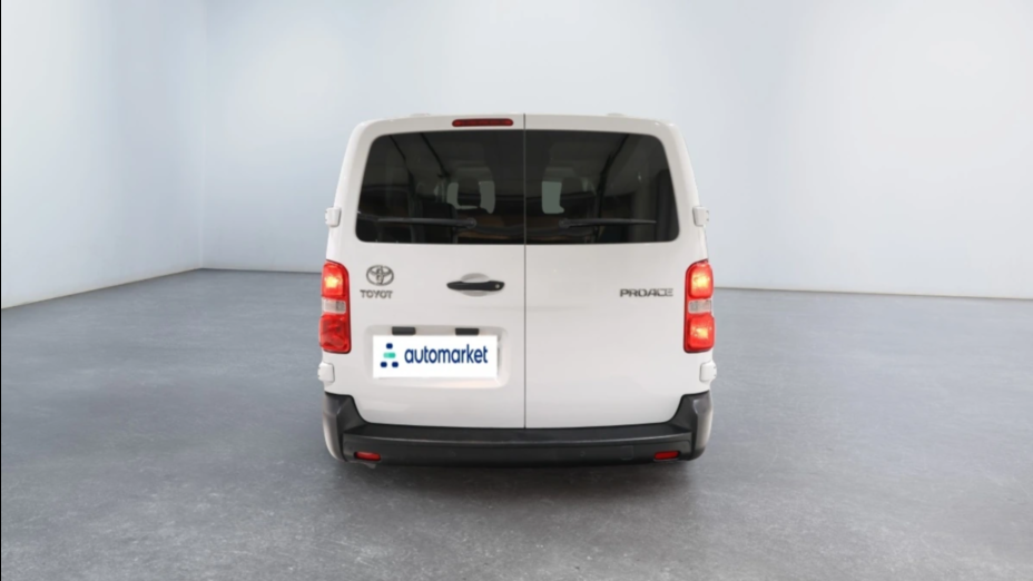 TOYOTA Proace Proace Kombi 2.0 D-4D Long 2,8t