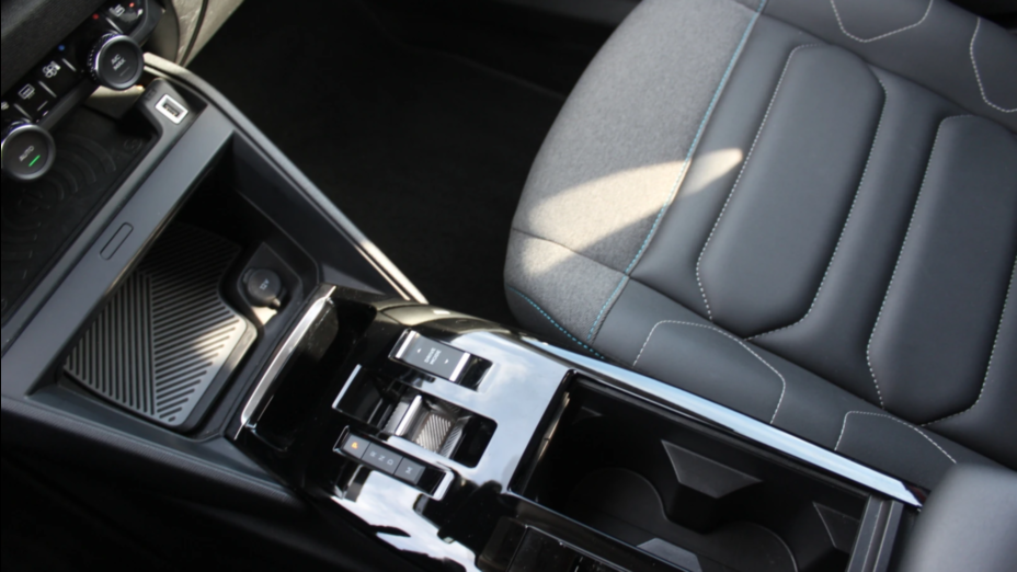 CITROEN C4 X C4 X 1.2 PureTech Max S&S EAT8