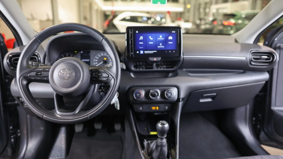 TOYOTA Yaris Yaris 1.5 Style