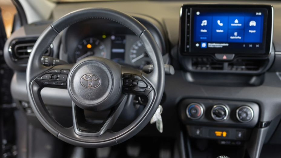 TOYOTA Yaris Yaris 1.5 Style