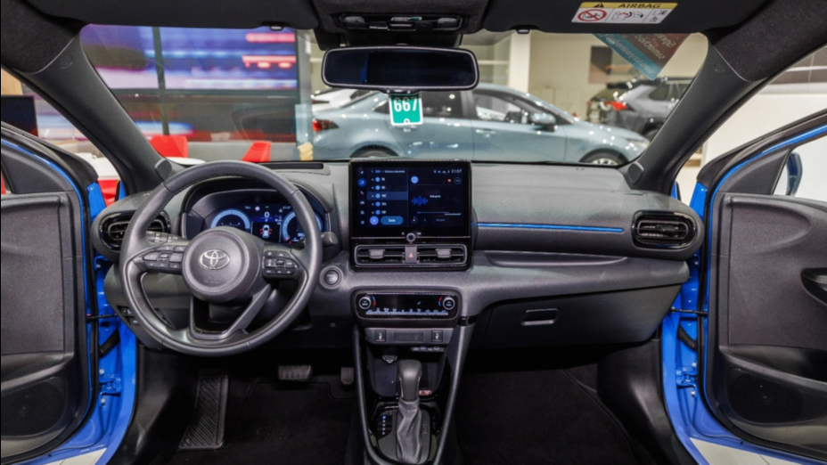 TOYOTA Yaris Yaris Hybrid 1.5 Premiere Edition