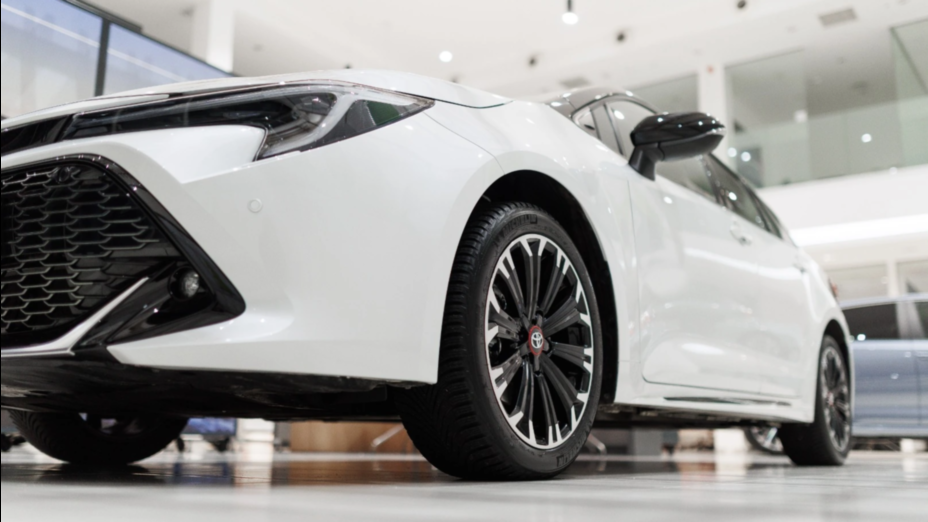 TOYOTA Corolla Corolla 1.8 Hybrid GR Sport