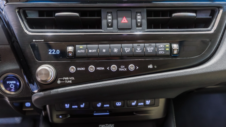 LEXUS ES ES 300h Prestige