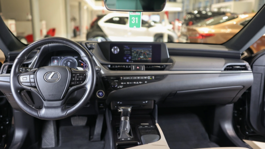 LEXUS ES ES 300h Business Edition