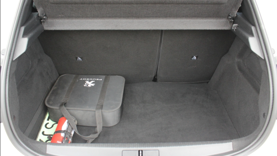 PEUGEOT 208 e-208 Allure Pack