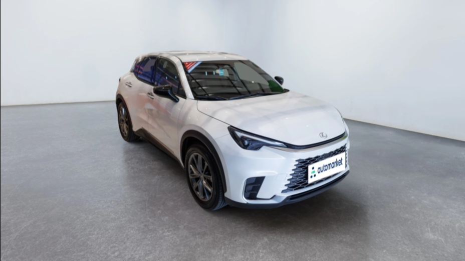 LEXUS LBX LBX 1.5 Hybrid Relax AWD