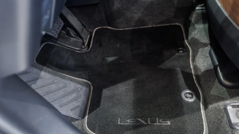 LEXUS LBX LBX 1.5 Hybrid Relax AWD