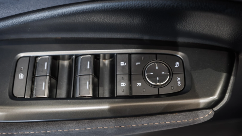 LEXUS LBX LBX 1.5 Hybrid Cool