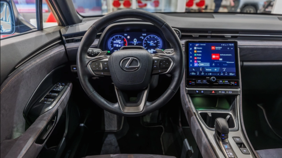 LEXUS LBX LBX 1.5 Hybrid Cool