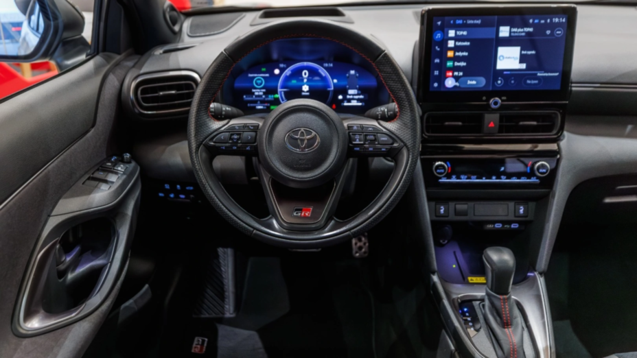 TOYOTA Yaris Cross Yaris Cross Hybrid 1.5 GR Sport