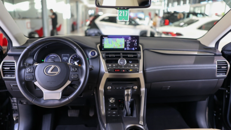 LEXUS NX NX 300h Prestige AWD