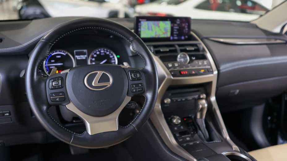 LEXUS NX NX 300h Prestige AWD