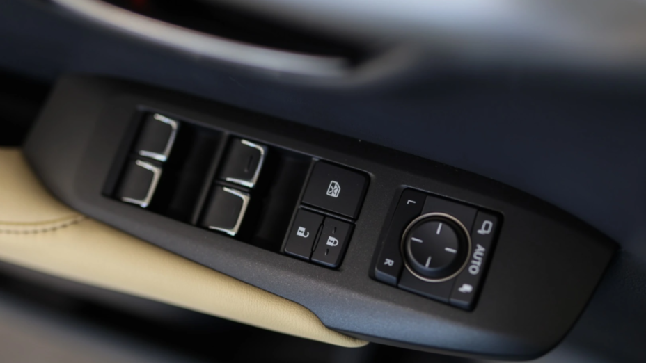 LEXUS NX NX 300h Prestige AWD
