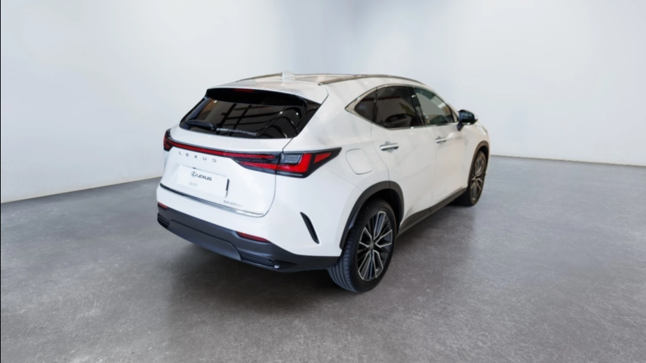 LEXUS NX NX 450h+ Omotenashi AWD