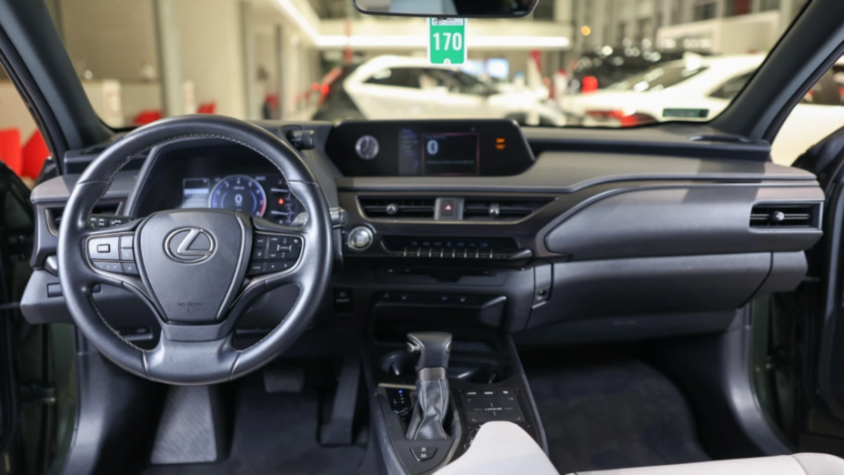 LEXUS UX UX 200 GPF F Impression 2WD