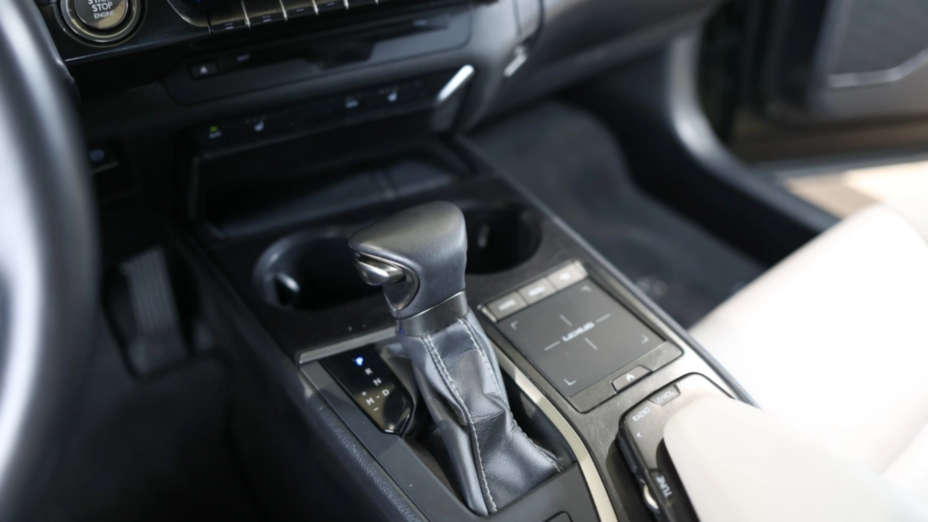 LEXUS UX UX 200 GPF F Impression 2WD