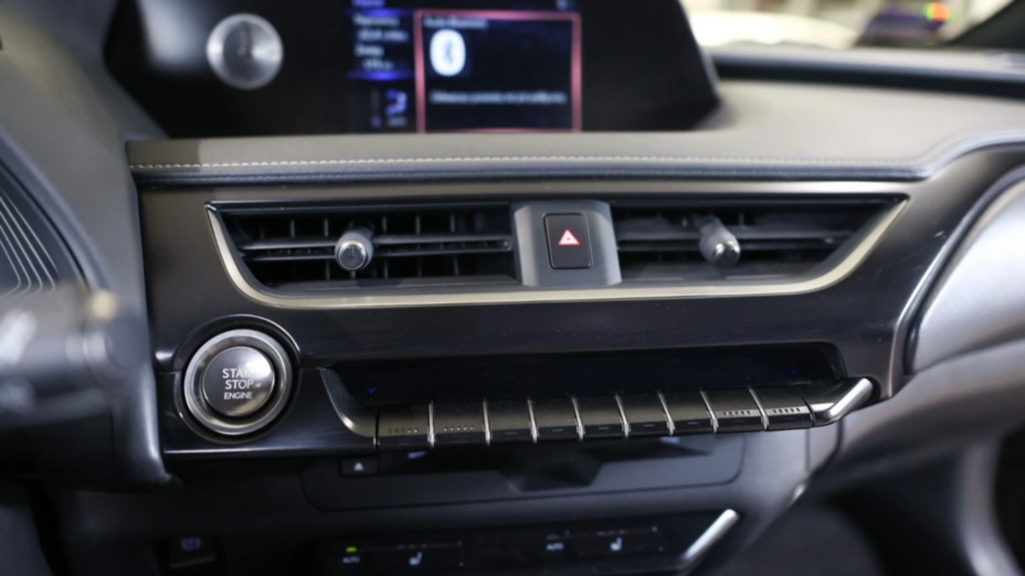 LEXUS UX UX 200 GPF F Impression 2WD