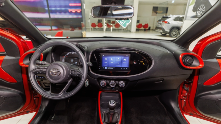 TOYOTA Aygo X Aygo X 1.0 VVT-i Style