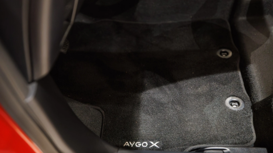 TOYOTA Aygo X Aygo X 1.0 VVT-i Style