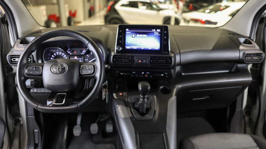 TOYOTA Proace City Verso Proace City Verso Long 1.2 D-4T Family