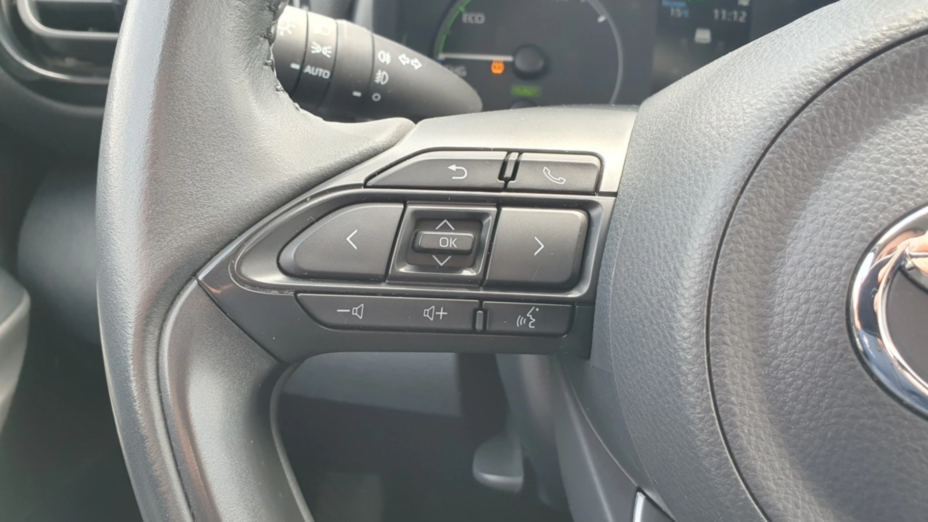 TOYOTA Yaris Yaris Hybrid 1.5 Active