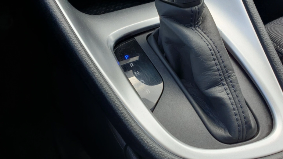 TOYOTA Yaris Yaris Hybrid 1.5 Active
