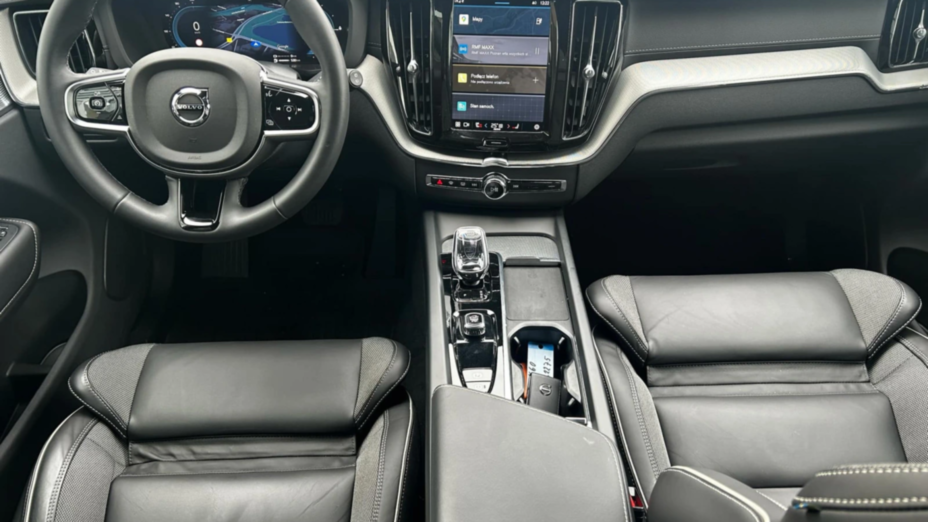 VOLVO XC60 XC60 T8 Plug-In Hybrid AWD Ultimate Black Edition aut
