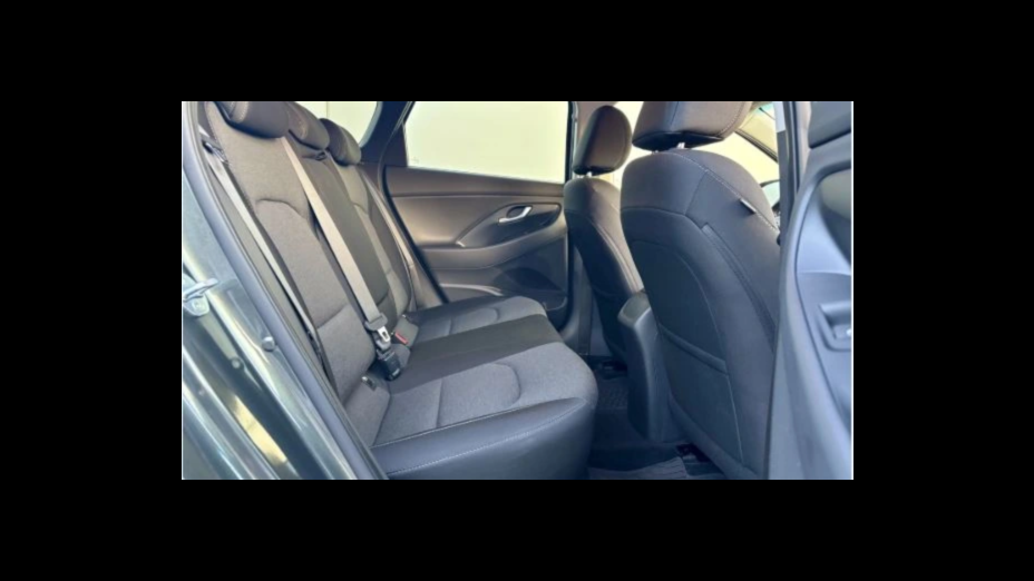 HYUNDAI i30 i30 1.5 T-GDI 48V Smart