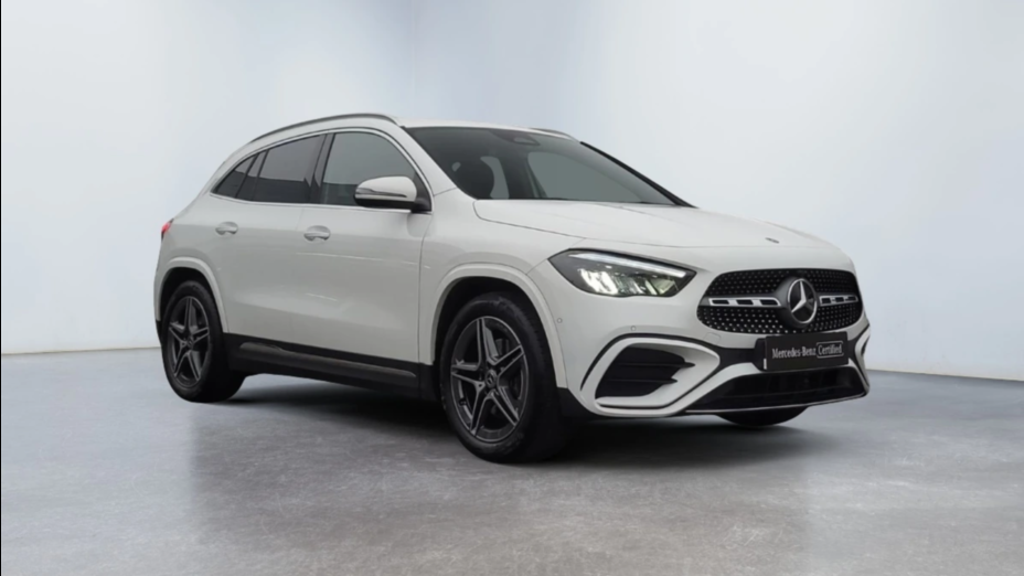 MERCEDES-BENZ GLA GLA 200 AMG Line