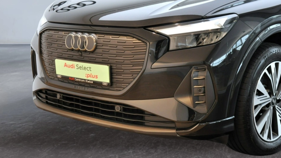 AUDI Q4 Q4 e-tron 40 77kWh Advanced