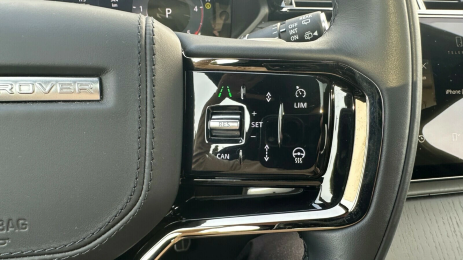 LAND ROVER Range Rover Velar Velar 3.0 D300 mHEV Dynamic HSE