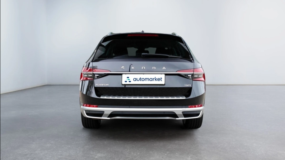 SKODA Superb Superb 2.0 TDI SCR 4x4 Scout DSG