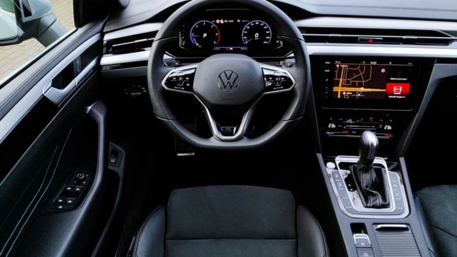 VOLKSWAGEN Arteon Arteon 2.0 TDI R-Line DSG