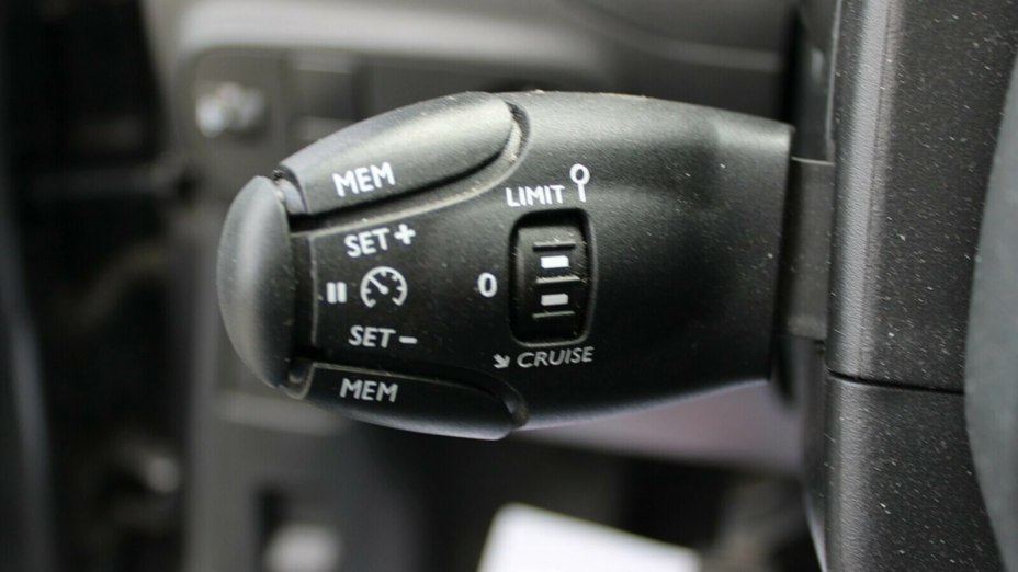 CITROEN C3 C3 1.2 PureTech Shine