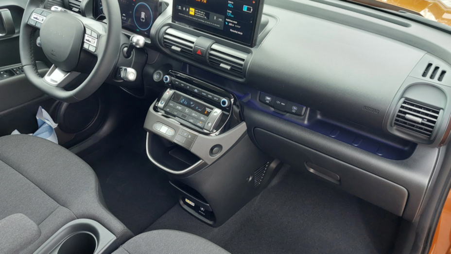 HYUNDAI Inster Inster 49kWh Smart Nowy