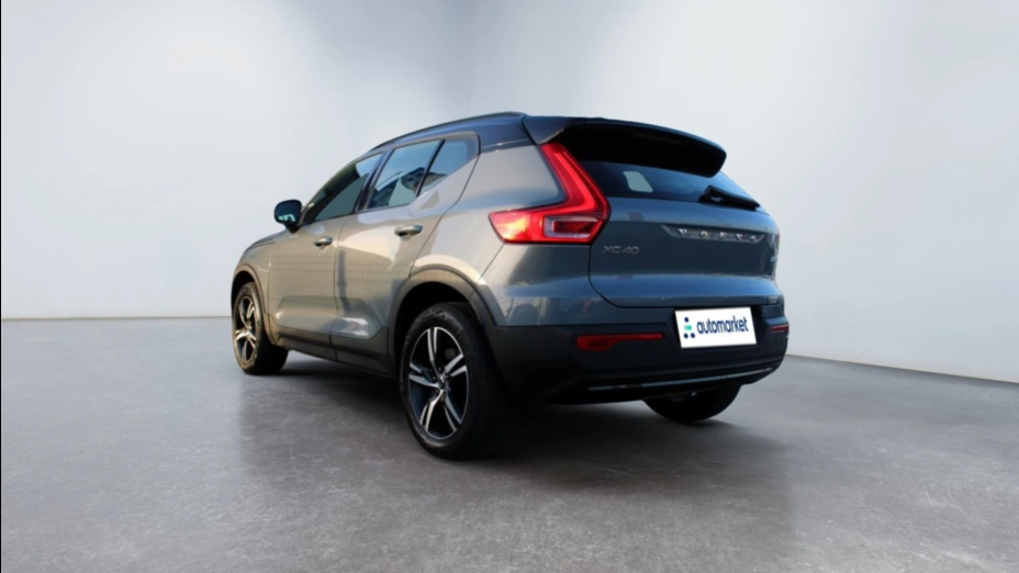 VOLVO XC40 XC40 B4 B R-Design aut