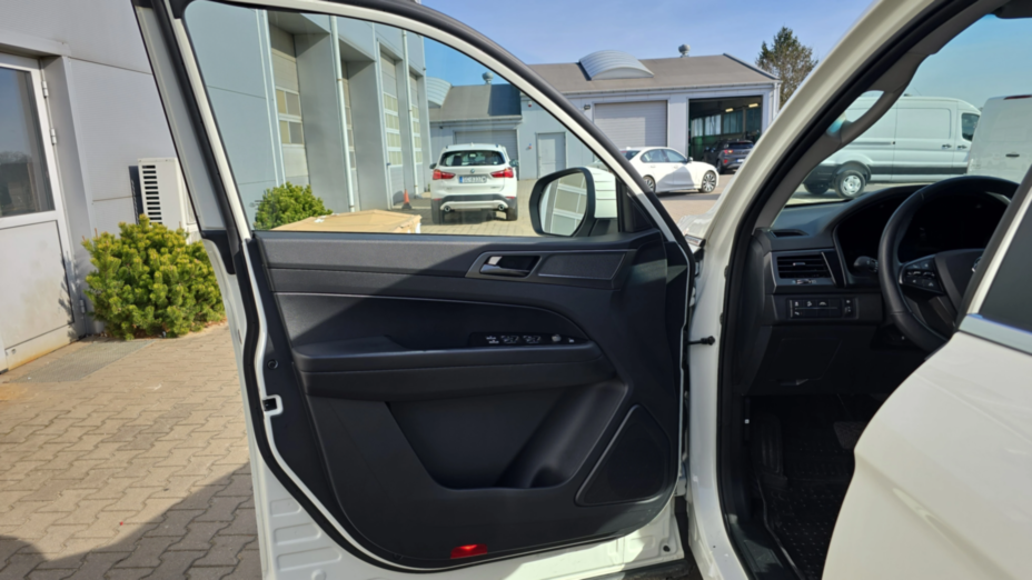 KGM / SSANGYONG Musso Musso Grand 2.2 Quartz 4WD aut