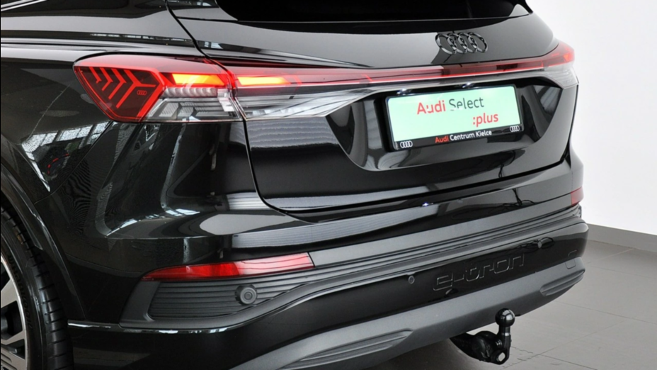 AUDI Q4 Q4 e-tron 40 77kWh Advanced