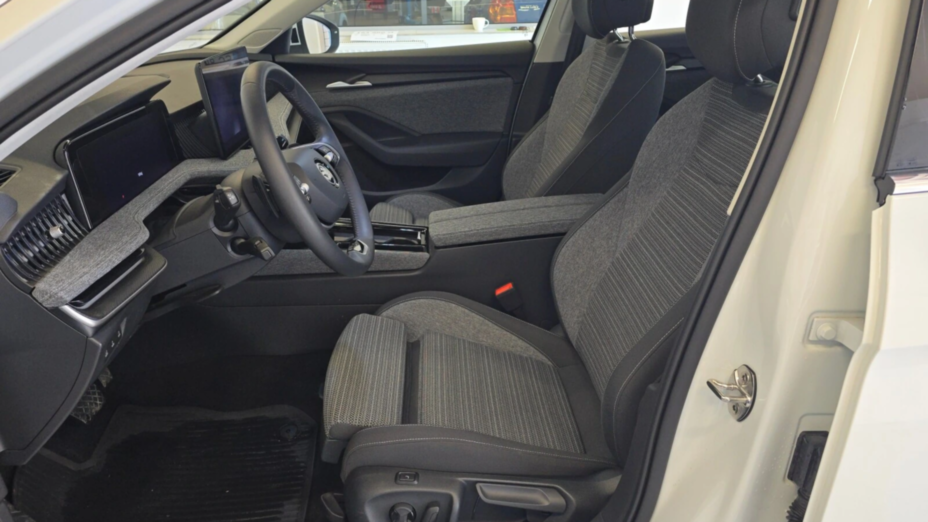 SKODA Superb Superb 2.0 TDI SCR 4x4 Selection DSG