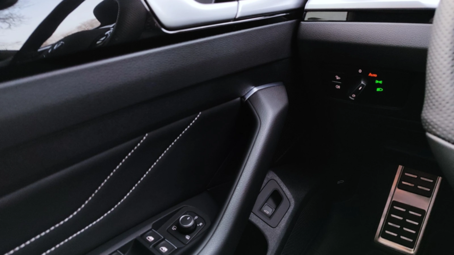 VOLKSWAGEN Arteon Arteon 2.0 TDI R-Line DSG