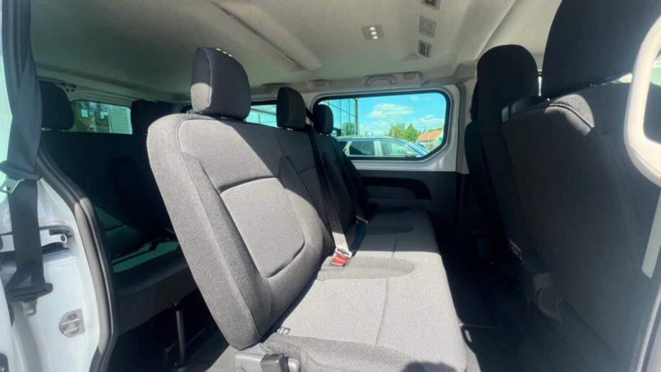 RENAULT Trafic Trafic Kombi 2.0 Blue dCi L2 Equilibre Nowy