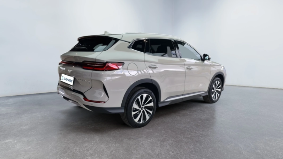 BYD Seal U Seal U 1.5T DM-i Design AWD Nowy