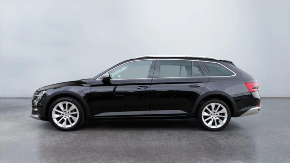 SKODA Superb Superb 2.0 TDI SCR 4x4 Scout DSG