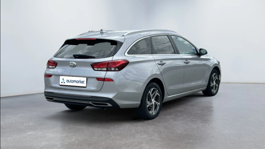 HYUNDAI i30 i30 1.0 T-GDI Smart DCT