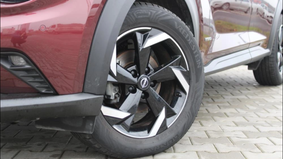 NISSAN Juke Juke 1.6 Hybrid N-Connecta AMT