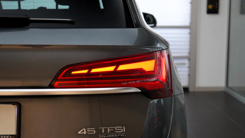 AUDI Q5 Q5 45 TFSI mHEV Quattro S Line S tronic