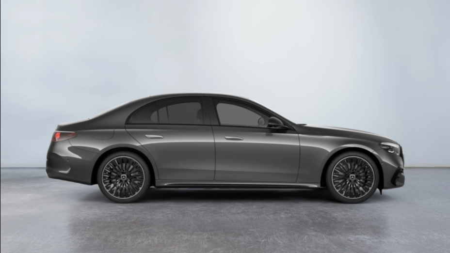 MERCEDES-BENZ E Klasa E 300 de 4-Matic AMG Nowy